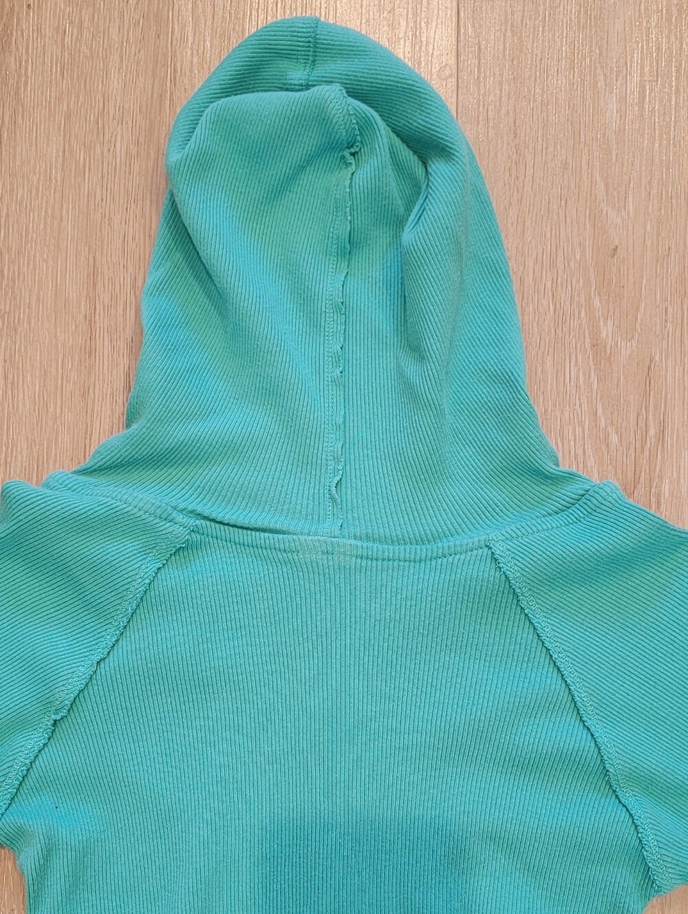 Clearance! Turquoise fitted hoodie - Picture 4 of 7